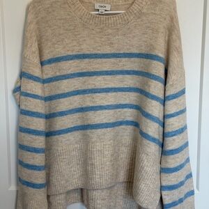 CeCe Women's Beige and Blue Striped Sweater